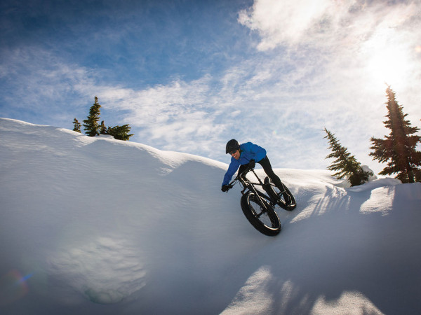 Brandon-Crichton-fat-bike-blizzard
