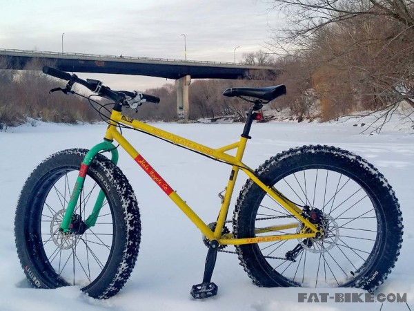 megalith-fat-bike-snow
