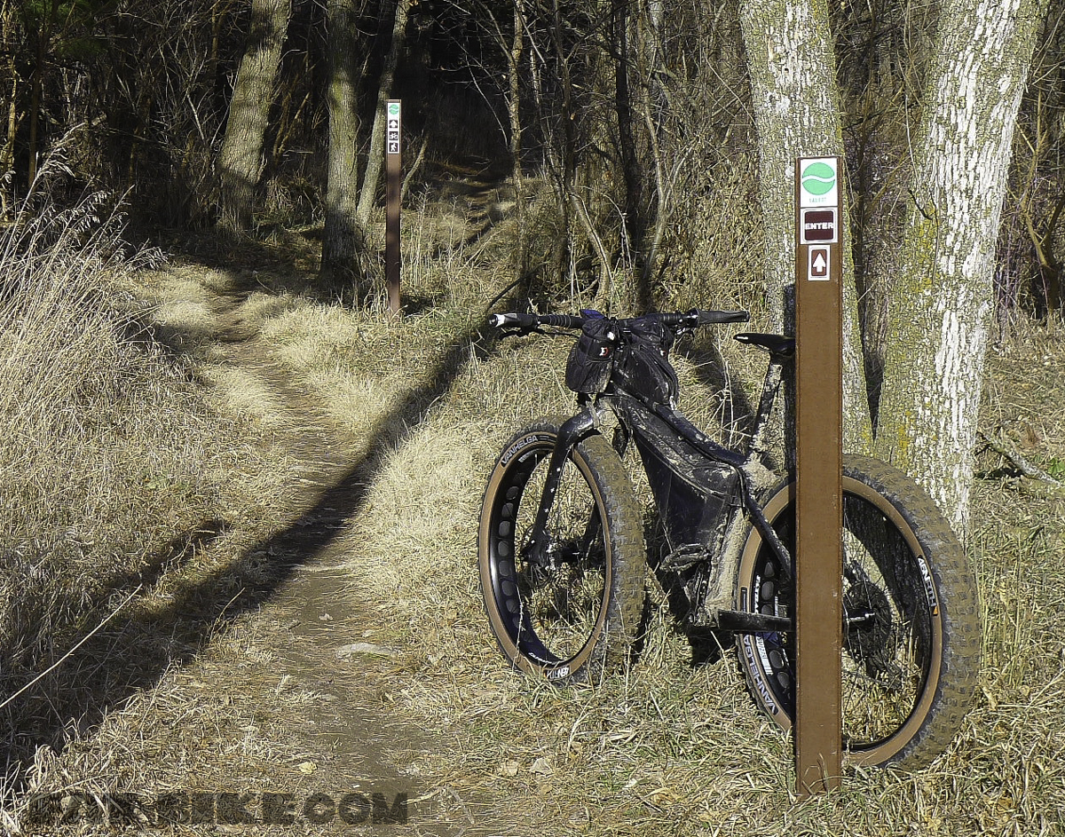 45NRTH Tan Helga 27.5 x 4.0 Review -